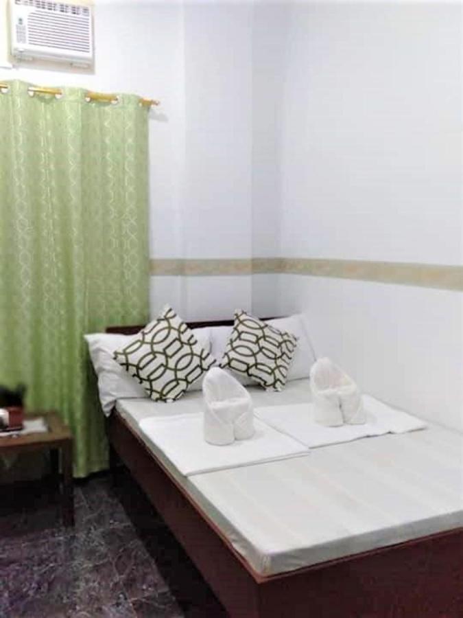 Filcan Hostel/Backpackers Coron Exterior photo