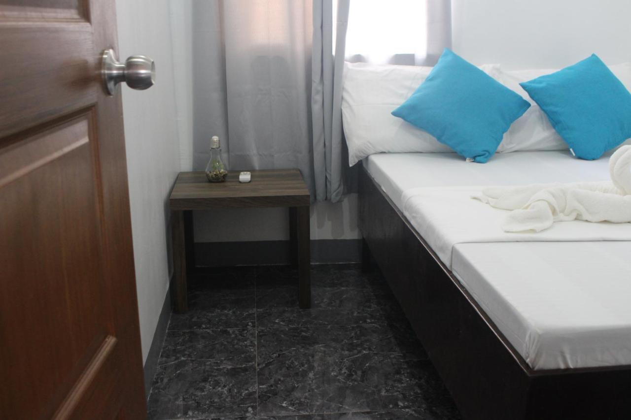 Filcan Hostel/Backpackers Coron Exterior photo